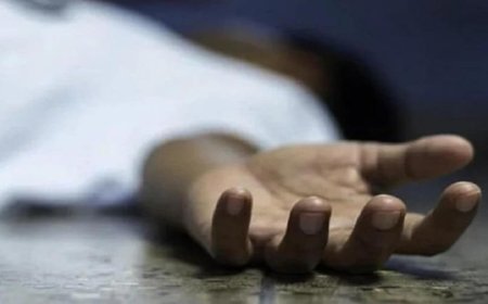 मेडिकल छात्रा की मौत पर सस्पेंस, कमरे से मिली एसिड की बोतल